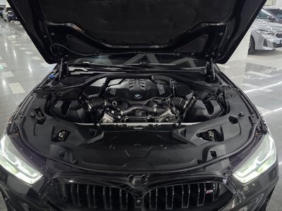 BMW 8 SERIES - 7