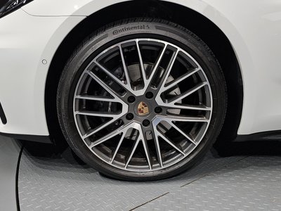 PORSCHE PANAMERA - 6