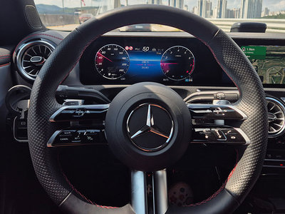 MERCEDES-BENZ CLA - 6