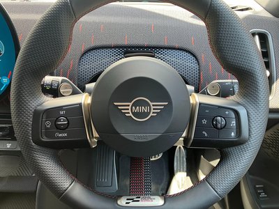 2025 MINI COOPER COUNTRYMAN photo 6