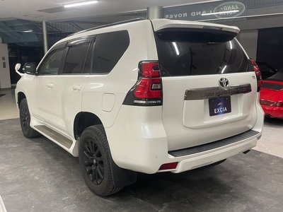 TOYOTA LAND CRUISER PRADO - 10