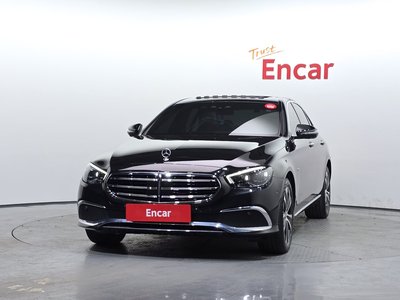 MERCEDES-BENZ E-CLASS - 2