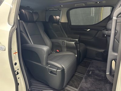 2021 Toyota ALPHARD — миниатюра 32