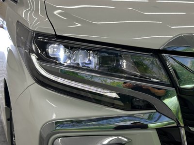 2021 Toyota ALPHARD — миниатюра 12