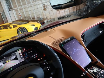 2023 Ferrari ROMA — миниатюра 35