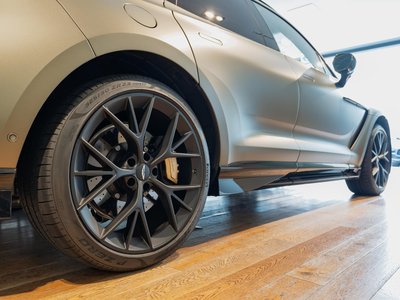 2026 Aston Martin DBX 照片 13
