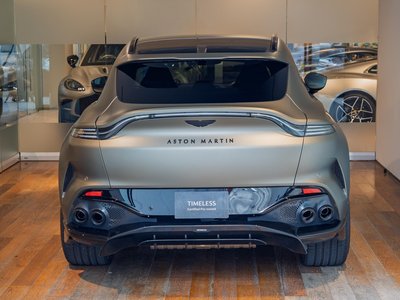 2026 Aston Martin DBX 照片 9