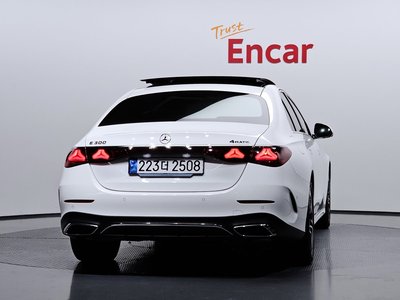 صورة 3 لـ 2024 Mercedes-BENZ E-CLASS