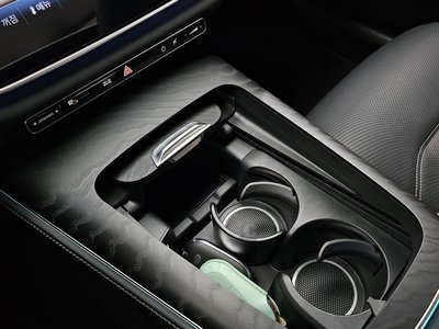 2024 Mercedes-BENZ E-CLASS — миниатюра 27