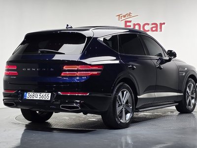 صورة 3 لـ 2023 Genesis GV80