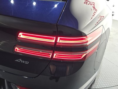 صورة 10 لـ 2023 Genesis GV80