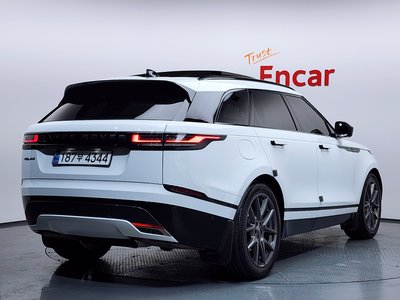 LAND ROVER RANGE ROVER VELAR - 3