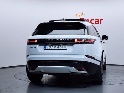 LAND ROVER RANGE ROVER VELAR - 4