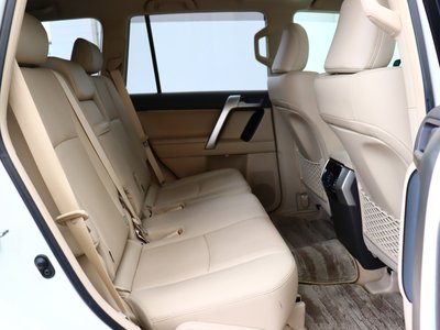 TOYOTA LAND CRUISER PRADO - 10