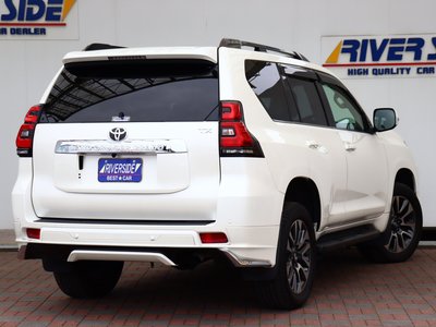 TOYOTA LAND CRUISER PRADO - 6