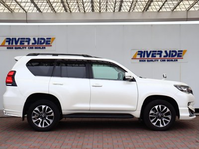 TOYOTA LAND CRUISER PRADO - 5