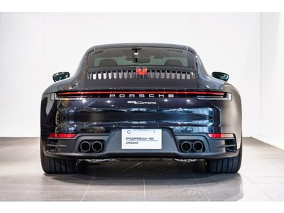2023 Porsche 911 — миниатюра 19