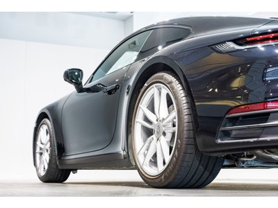 2023 Porsche 911 — миниатюра 20
