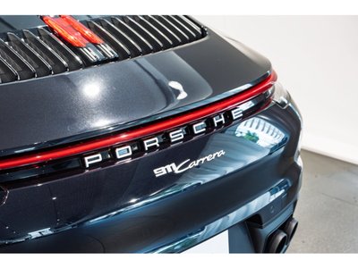 2023 Porsche 911 — миниатюра 17