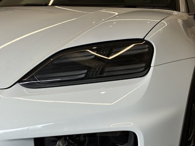 PORSCHE MACAN - 6