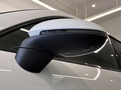 PORSCHE MACAN - 7