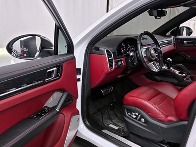 PORSCHE CAYENNE - 10