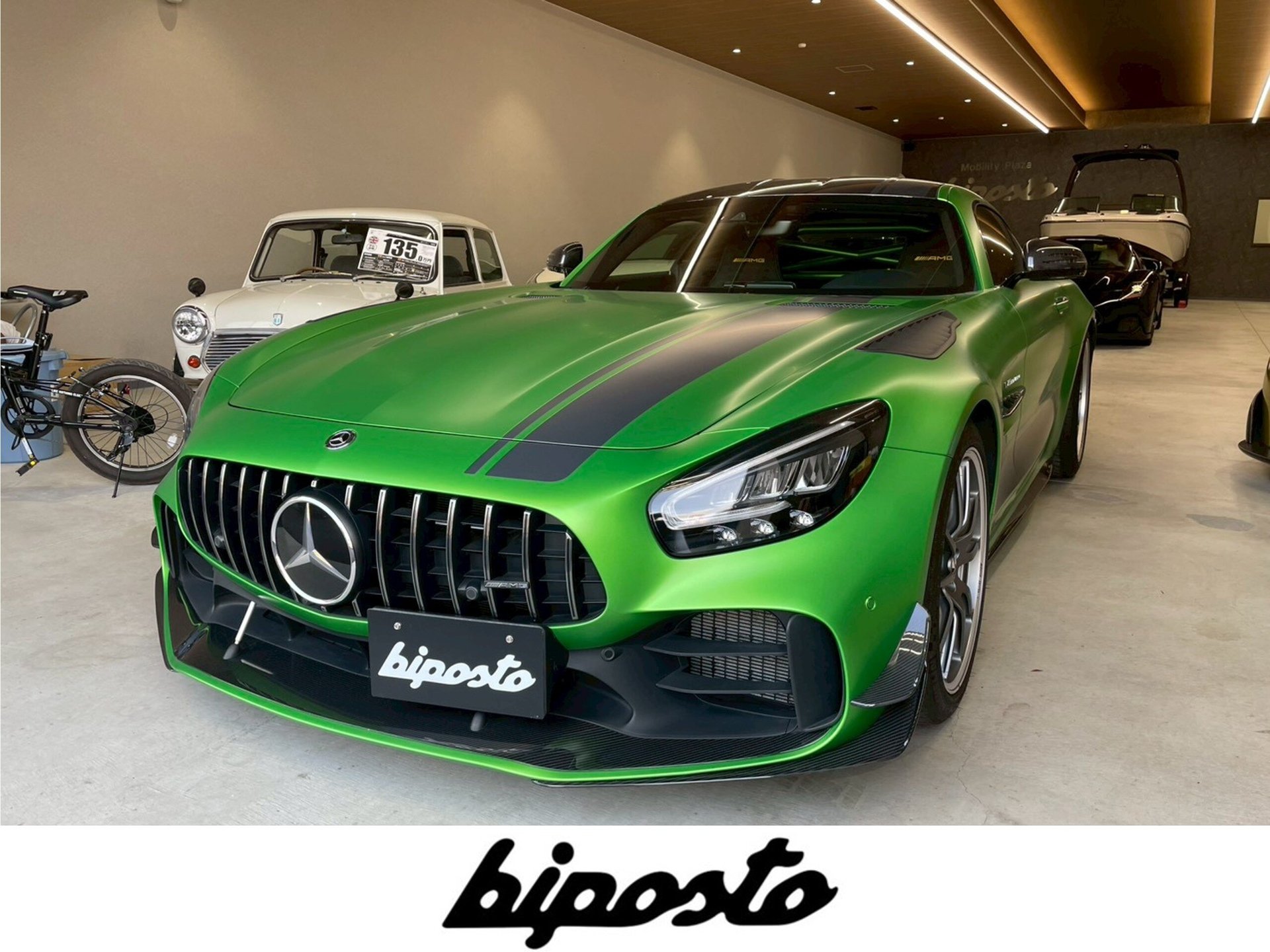 MERCEDES-BENZ GT AMG - View 1