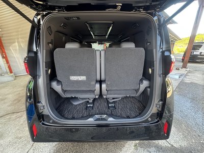 TOYOTA ALPHARD - 10