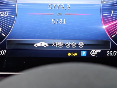 صورة مصغرة 32 لـ 2025 Mercedes-BENZ GLE