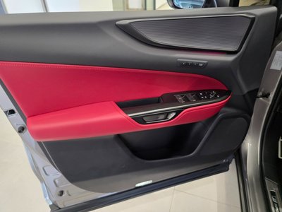 2025 Lexus NX — миниатюра 12