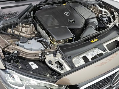 MERCEDES-BENZ E-CLASS - 7