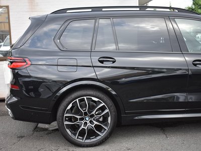 2025 BMW X7 照片 9