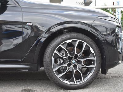 2025 BMW X7 照片 10