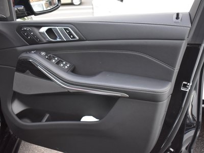صورة مصغرة 51 لـ 2025 BMW X7