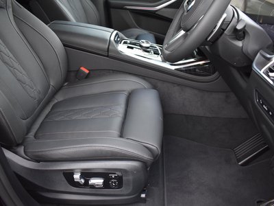 صورة مصغرة 52 لـ 2025 BMW X7