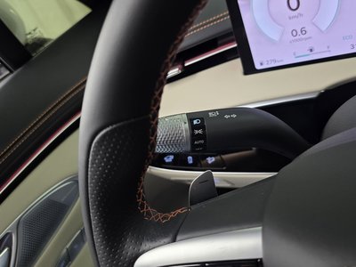 2024 Genesis GV70 — миниатюра 29