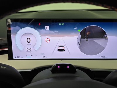 2024 Genesis GV70 — миниатюра 11