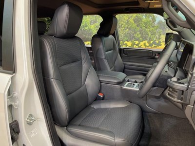 TOYOTA LAND CRUISER 250 - 10