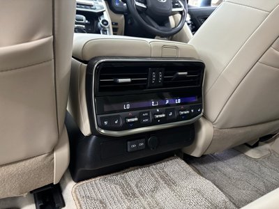 2025 Toyota LAND CRUISER 300 缩略图 24