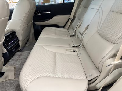 2025 Toyota LAND CRUISER 300 缩略图 22