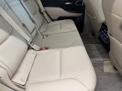2025 Toyota LAND CRUISER 300 缩略图 26