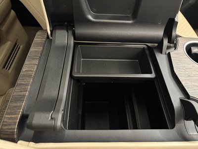 2025 Toyota LAND CRUISER 300 缩略图 15