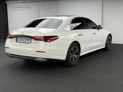 2024 Mercedes-BENZ E-CLASS photo 4