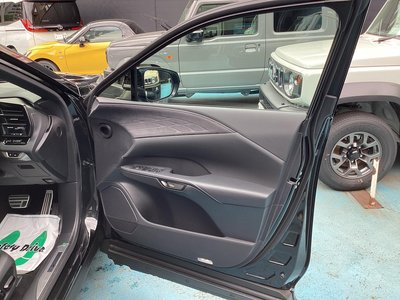 LEXUS RX - 8