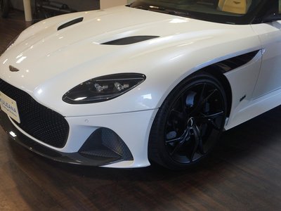 ASTON MARTIN DBS SUPERLEGGERA - 4
