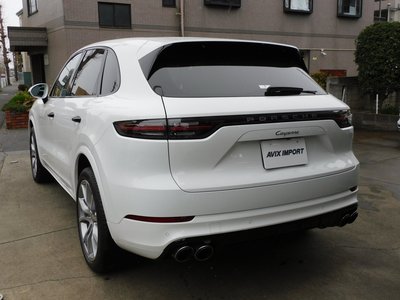 PORSCHE CAYENNE - 3