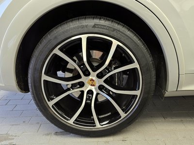 PORSCHE CAYENNE - 6