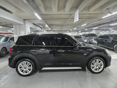 MINI COUNTRYMAN - 6