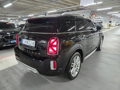 MINI COUNTRYMAN - 4