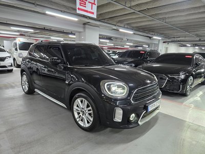 MINI COUNTRYMAN - 1